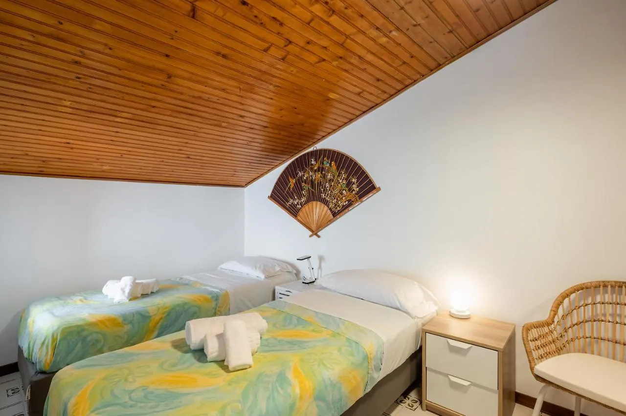 지아르디니낙소스 Naxos Charming Penthouse With Swimming Pool X6 아파트 0*,  이탈리아
