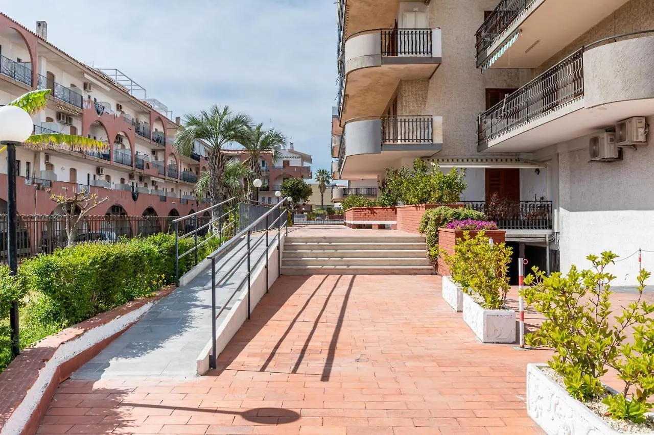 지아르디니낙소스 Naxos Charming Penthouse With Swimming Pool X6 아파트 이탈리아